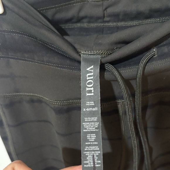 Vuori Leggings - Picture 4 of 5